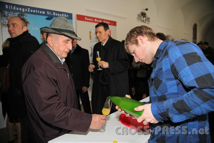 2013.03.21_12.23.47.jpg