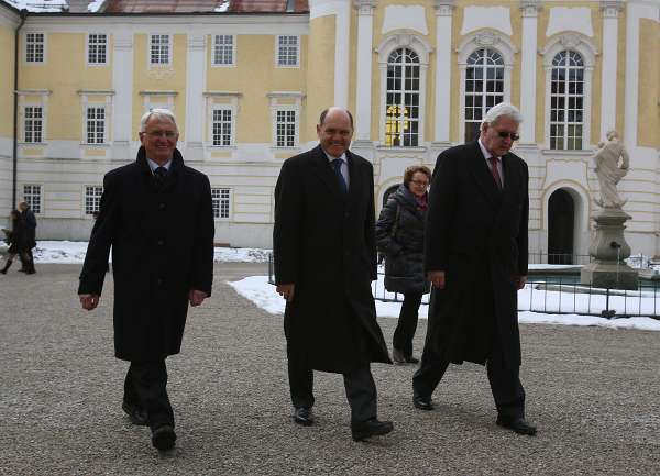 Benediktion von Abt Petrus durch Bischof Klaus