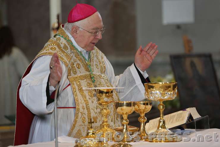 2014.06.15_10.59.14.jpg - Prefatio zu Eucharistie.