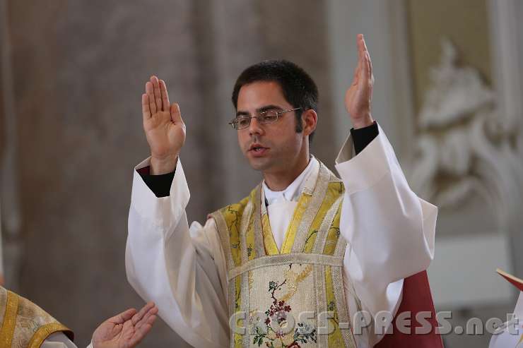 2014.06.15_11.10.11.jpg - Ein junge Priester aus Deutschland - Gast im Benediktinerstift.