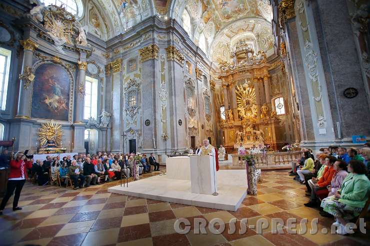 2016.05.22_09.35.43.JPG - Predigt von Abt Petrus Pilsinger.