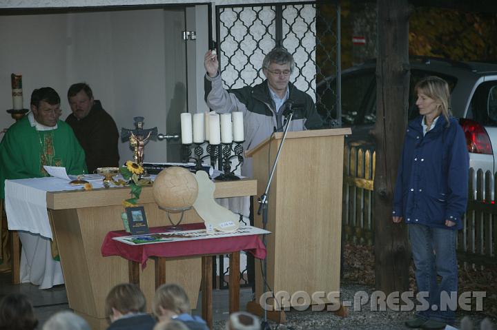 2008.10.26_17.07.02.JPG - Josef Penzendorfer, der Initiator des Projekts "Schpfung".