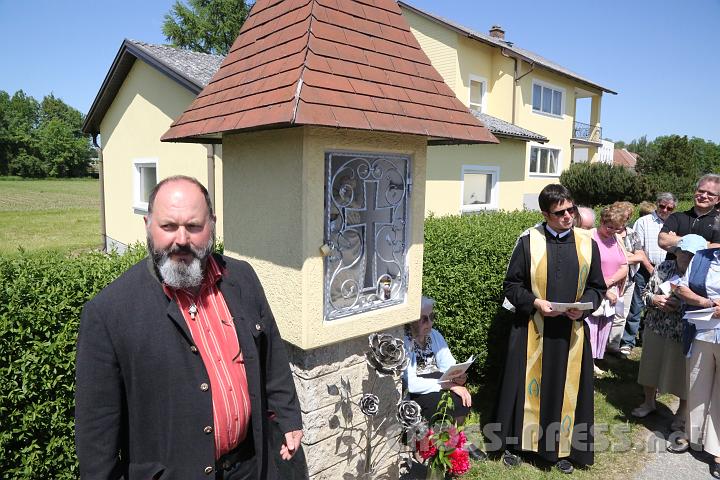2012.05.20_14.16.30_01.jpg