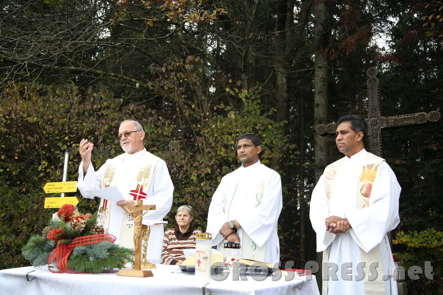 2017.10.26_11.16.22.jpg - Predigt von Altpfarrer Anton Schuh.