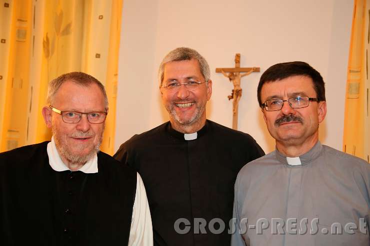 2016.09.18_21.05.59.JPG - P.Robert Roidinger, Programmdirektor Andreas Schätzle und Diakon Erich Hintersteiner