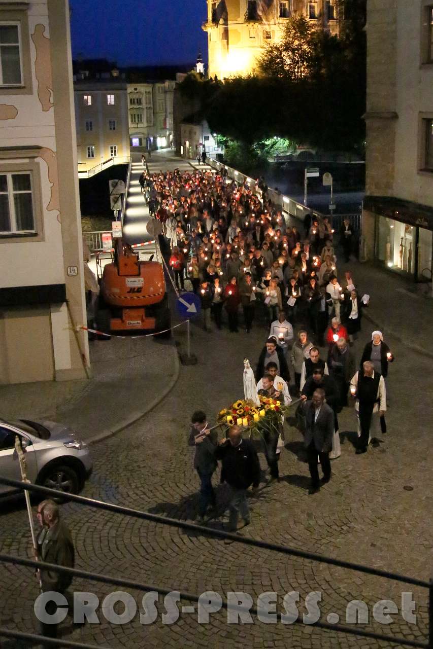 2017.09.08_20.06.39_v.jpg - Ankunft bei der Michaelerkirche.