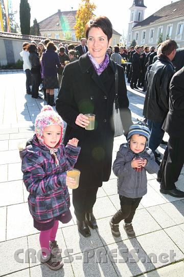 2011.10.16_11.38.19_01.jpg