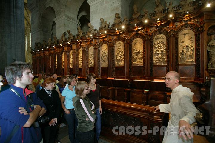 2008.07.05_09.27.27.JPG - Fhrung durch Stift Heiligenkreuz mit Fr. Coelestin