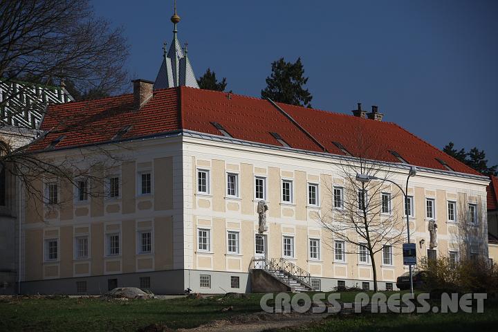 2009.04.07_08.19.33.jpg - Mayerling