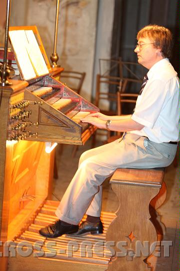 2010.08.27_18.53.48.jpg