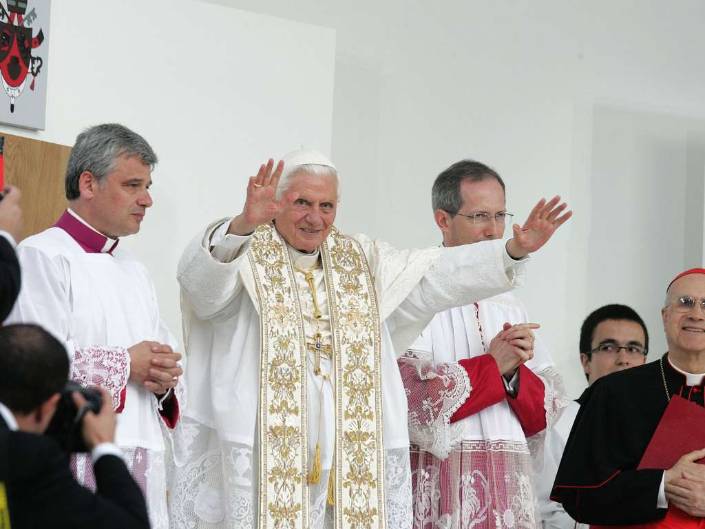 Papst in Zagreb - Ankunft - Vigil