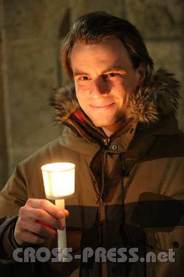 2012.04.08_00.08.18.jpg