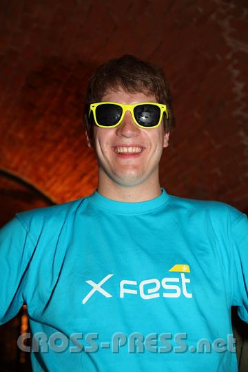 2012.06.08_21.59.44.jpg - X-Fest "Foto-Model" Nr. 1. ;) ...