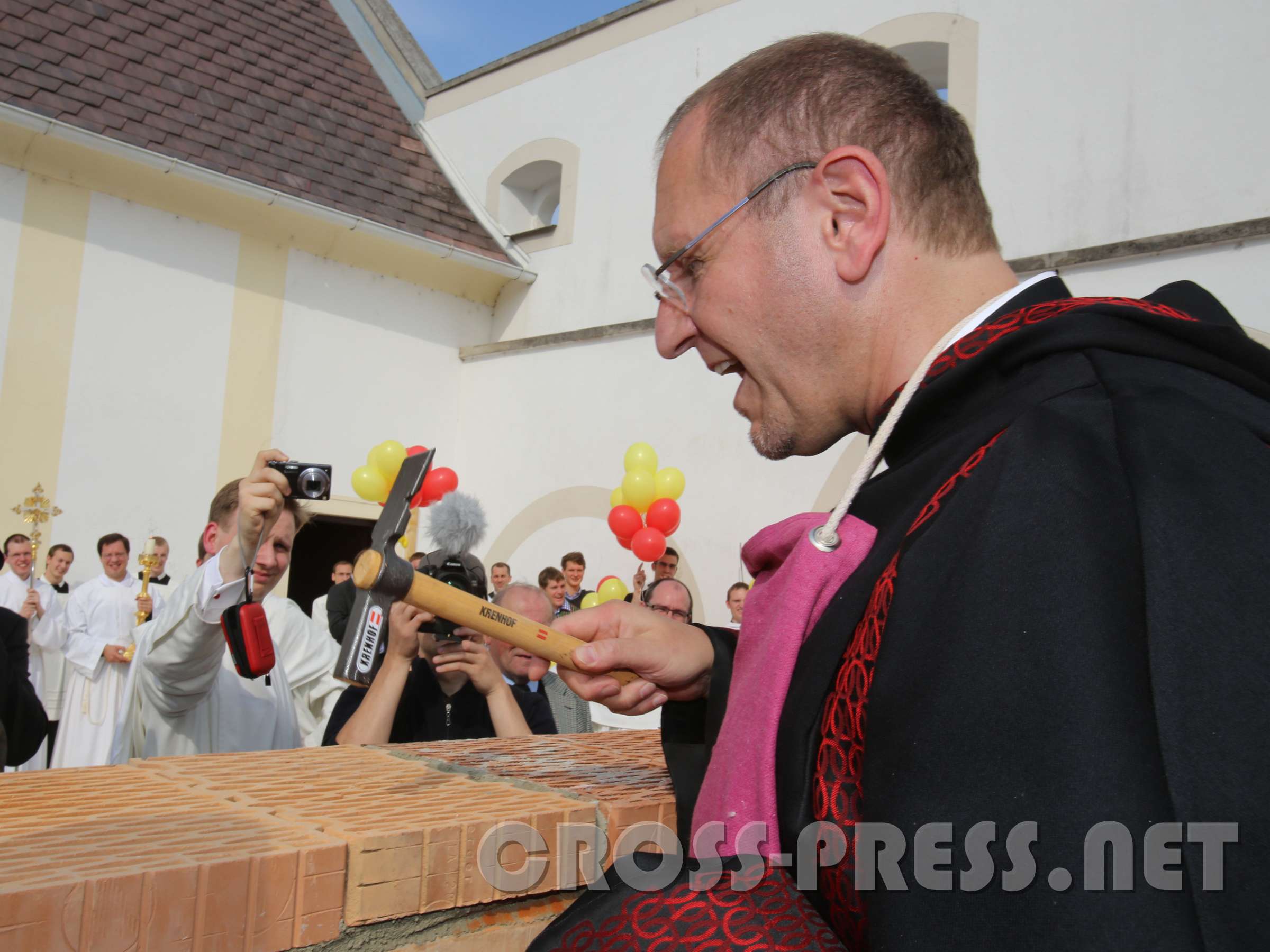 GrundSteinLegung für den HochSchul-AusBau Pater Karl Wallner