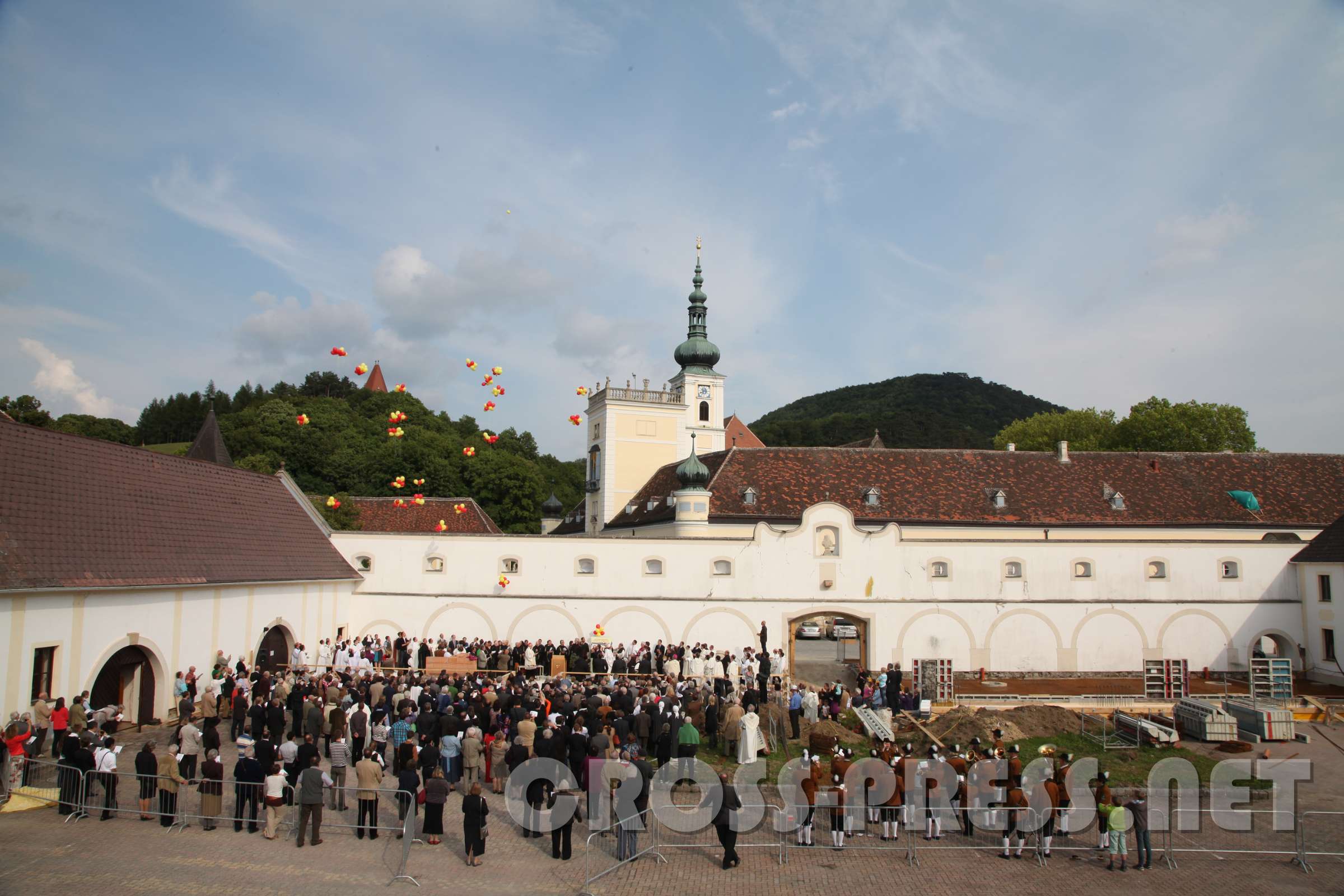 GrundSteinLegung für den HochSchul-AusBau 