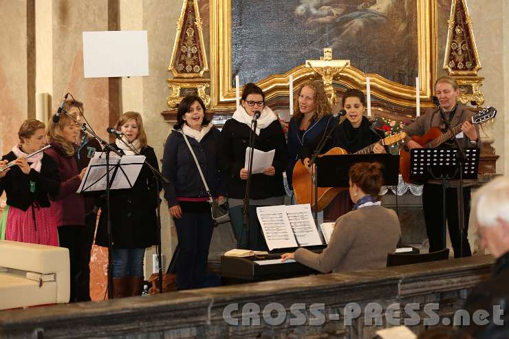 2013.09.21_14.56.48.jpg - Was wären Anbetung und Heilige Messe ohne Musik ?