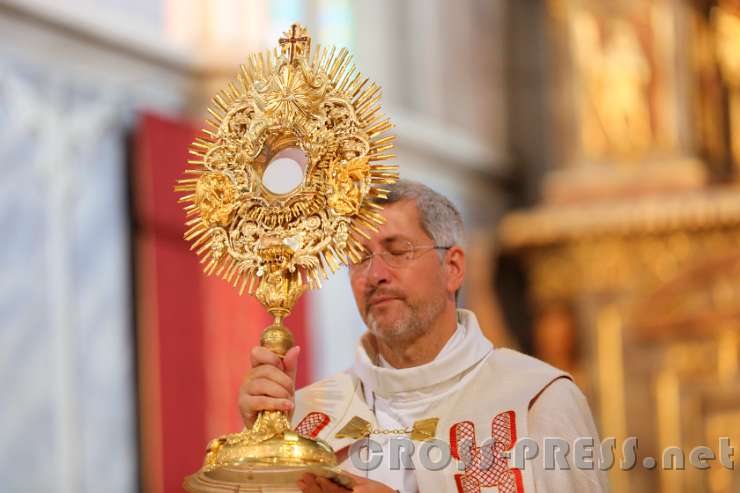 2016.09.17_15.07.13.JPG - Eucharistischer Segen