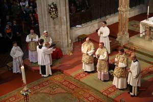 PriesterWeihe mit EB Gänswein in Hl.Kreuz