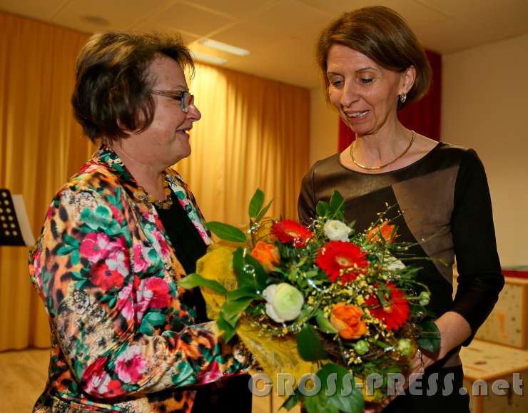 2017.03.08_21.26.18_c.jpg - Burgi Brandstetter und Renate Grafendorfer, die Organisatorinnen der Konzertlesung der Literatur FREUnDE.