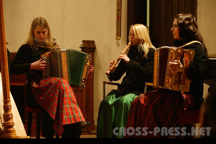2008.12.13_20.09.38.JPG