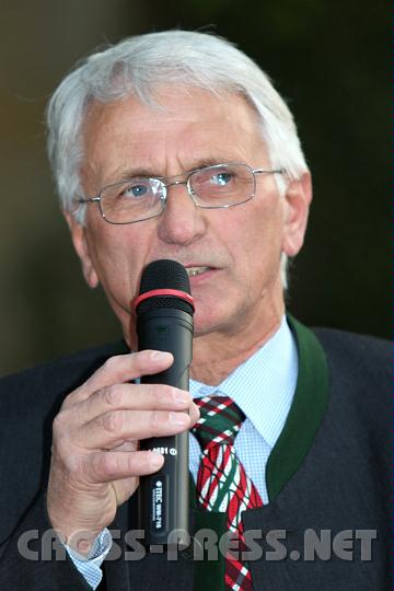 2010.04.30_18.27.28.jpg - Brgermeister Franz Deinhofer