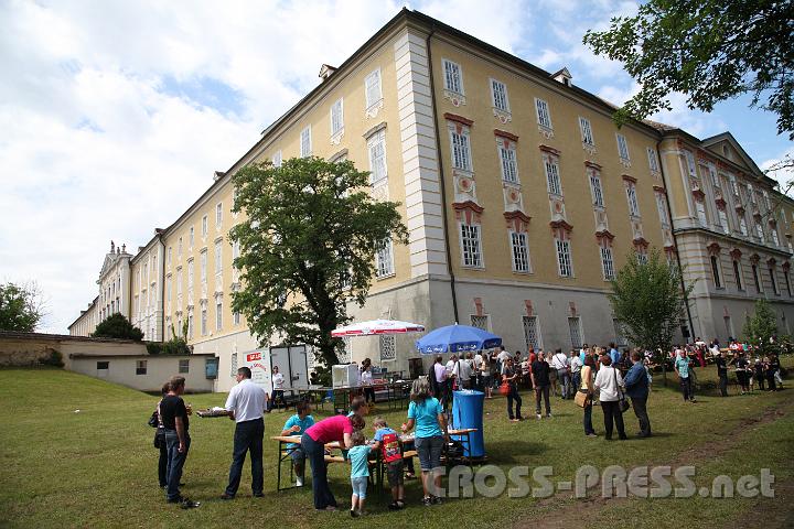 2012.06.23_13.04.08.jpg
