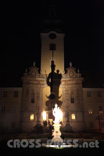 2012.10.25_19.50.09_01.jpg