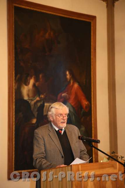 2017.01.13_16.17.49.jpg - Prof. Mag. Dr. Wolfgang Wiesmüller (Universität Innsbruck) über "Gebet und Gedicht. Lyriker nach 1945."