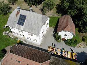 FriedensMarsch auf den Spuren Matzenbergers Das Schindlmacherhaus.