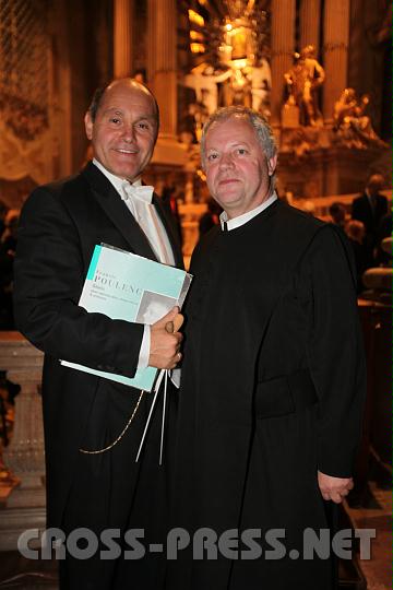 2010.10.09_20.52.22.jpg - LH Stv. Mag. Wolfgang Sobotka mit Gastgeber Pfarrer P.Franz Hrmann, der selbst Musikbegeisterter ist und Musik am Gymnasium Seitenstetten unterrichtet.  Seit 01.09.2010 ist er Wallfahrtspfarrer am Sonntagberg.