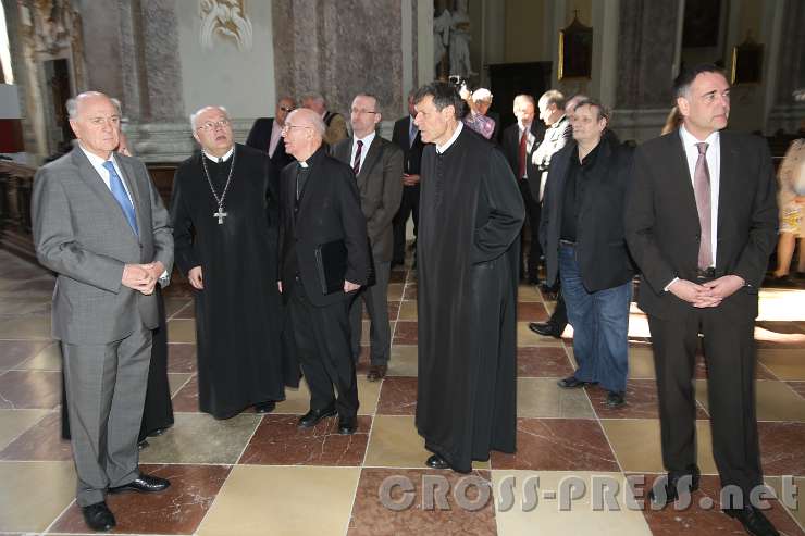 2016.04.13_11.28.15.JPG - Besichtigung der Renovierungsarbeiten in der Basilika.