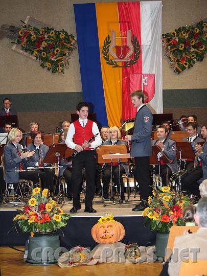 2009.10.25_21.18.28_01.jpg - Stefan Dorfmayr spielte das  "Concertino" fr Klarinette von C.M. von Weber.