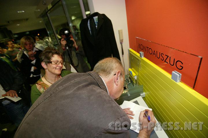 2008.11.14_21.45.06.JPG