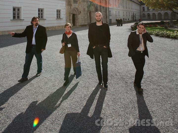 2011.10.15_12.25.45.jpg