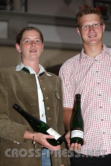 2009.06.12_19.48.49.jpg - Adrienne Sigl und Wolfgang Supperer von den gleichnamigen Weingütern.