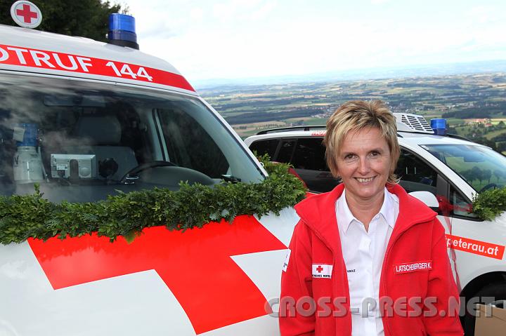 2009.07.19_16.43.17.jpg - Auf die Initiative von RK Bezirksstellenleiterin Katharina Latschenberger fand der hohe Festakt hoch ber dem "Herz des Mostviertels", dem Einzugsgebiet ihrer Dienstelle, statt.