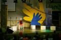 06.11.05_236 'Magic Mozart'. Mit 'Wolferl' durch Stdte und Lnder, und zugleich durch sein Leben vom Kind zum Erwachsenen. Aufgefhrt von Schlern der Musikhauptschule Blindenmarkt unter der Leitung von Michael Garschall. Er ist gebrtiger Amstettner, Intendant der Oper Klosterneuburg und Grnder des Kulturfestivals Herbsttage Blindenmarkt. http://www.herbsttage.at
